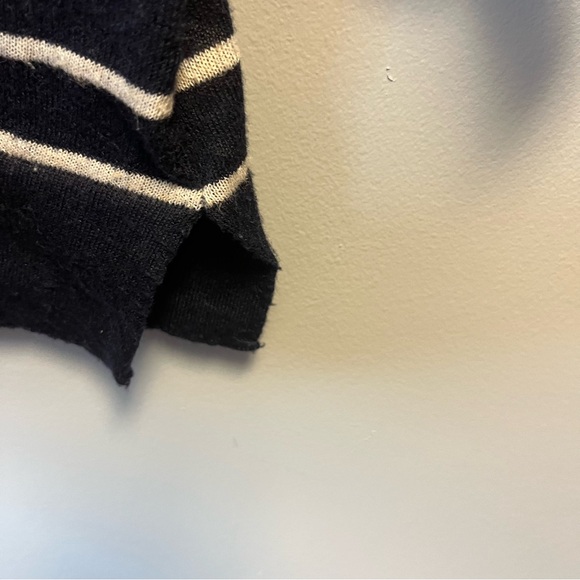 Tuckernuck Sweater Navy & White Striped Clayton 3/4 Sleeve Knit Polo Sz XS/S GUC - Picture 9 of 12